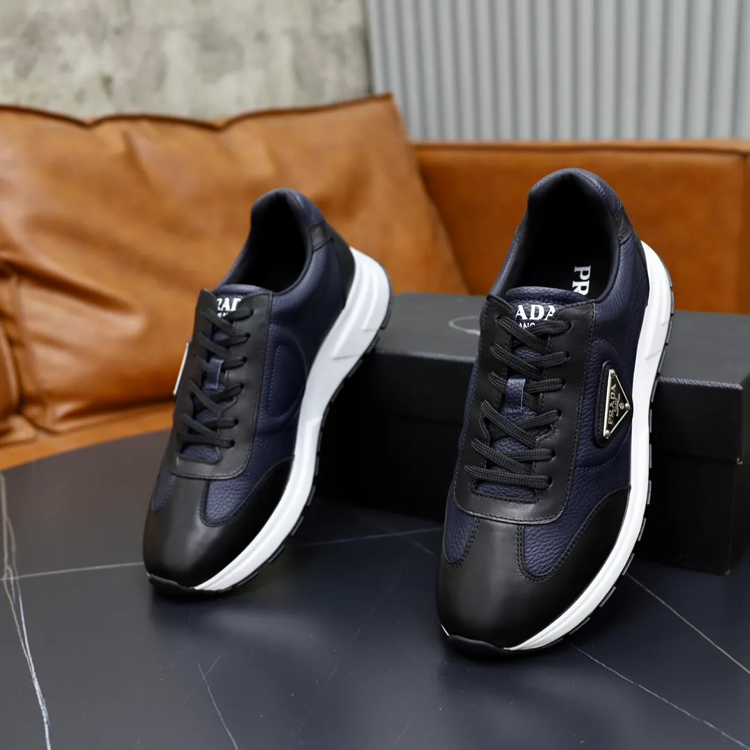 Factory price: 720💰Top original order Brand: PRADA (Prada) Standard code: Men's size 38/44 (45 can be customized) Grade: Same as the official website Material: Original cowhide leather lining Original combination two-color wear-resistant soft outsole Style category: Leisure and sports version Young fashion European and American trend British style Color: Actual picture color